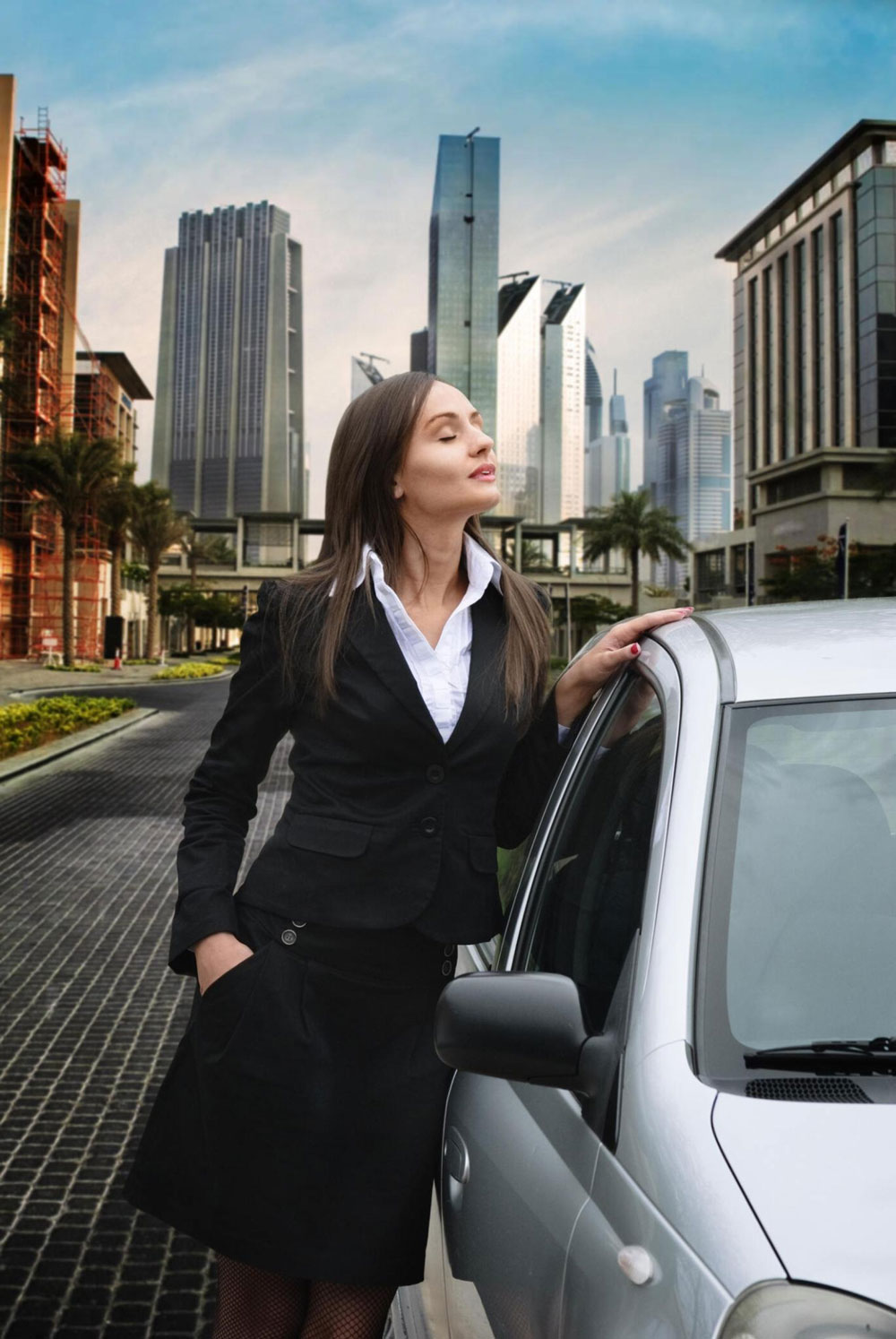 lady-near-her-car-in-dubai